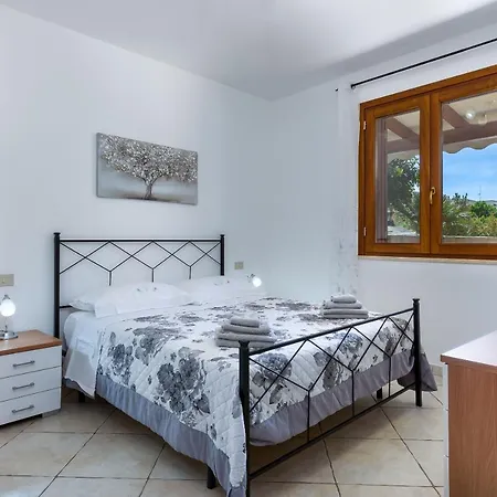 Apartament Bedda Luna *