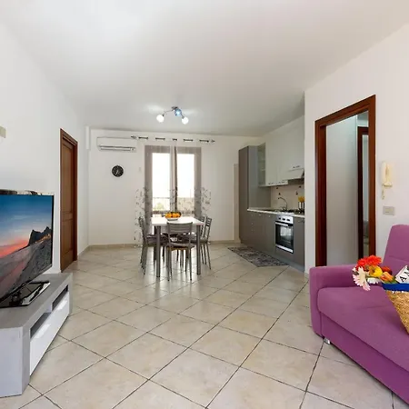 Apartament Bedda Luna *